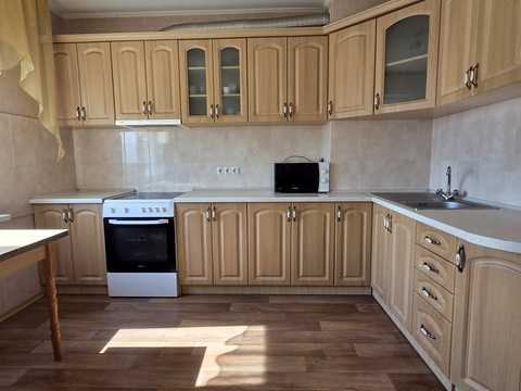 квартира за адресою Милославська вул., 16