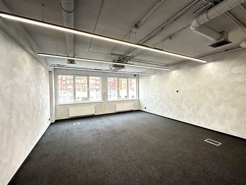 комерційна за адресою Київ, Золотоустівська вул., 3