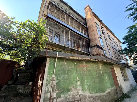 коммерческая по адресу Пастера ул., 10