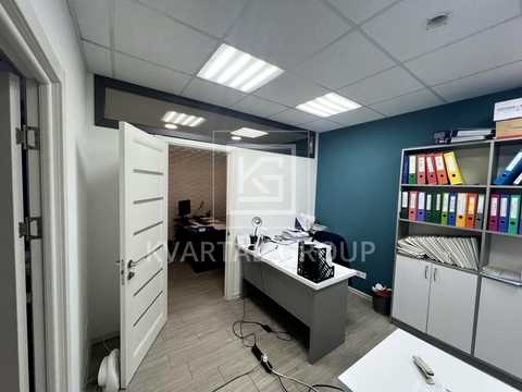 комерційна за адресою Мінеральна вул., 7-К
