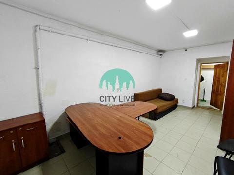 комерційна за адресою Івано-Франківськ, Зеновія Красівського вул., 4