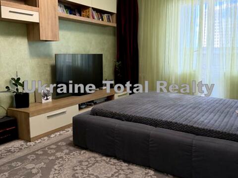 квартира за адресою Урлівська вул., 38