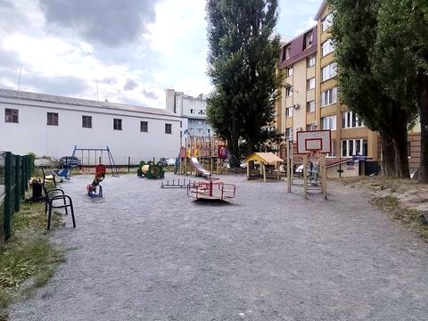 квартира за адресою Володимира Стельмаха вул. (Курчатова), 1-Б