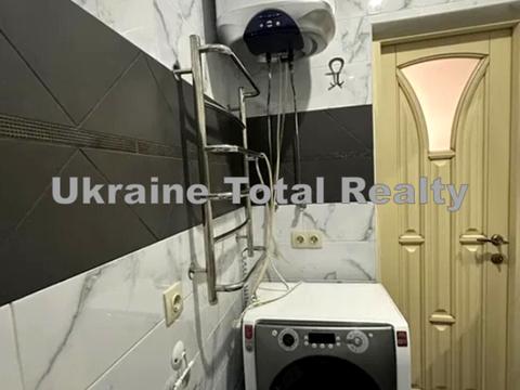 квартира за адресою Героїв полку "Азов" вул. (Маршала Малиновського), 8