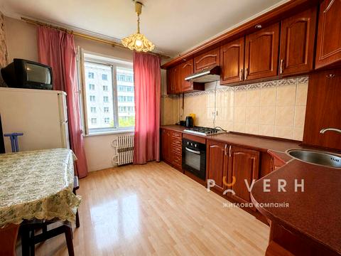 квартира за адресою Гната Хоткевича вул., 81