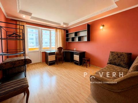квартира за адресою Гната Хоткевича вул., 81