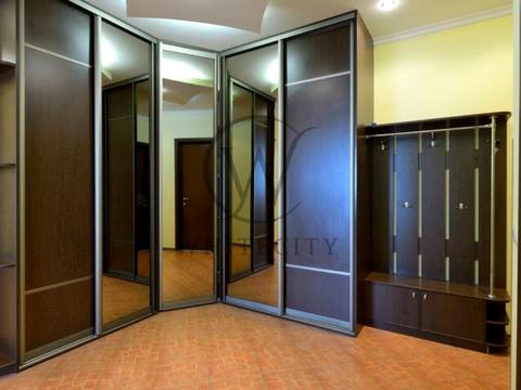 квартира за адресою Раїси Окіпної вул., 10