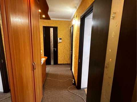 квартира за адресою Космонавтів вул., 40