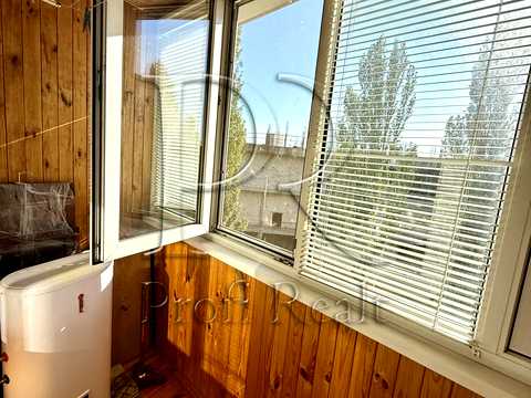 квартира за адресою Зодчих вул., 44