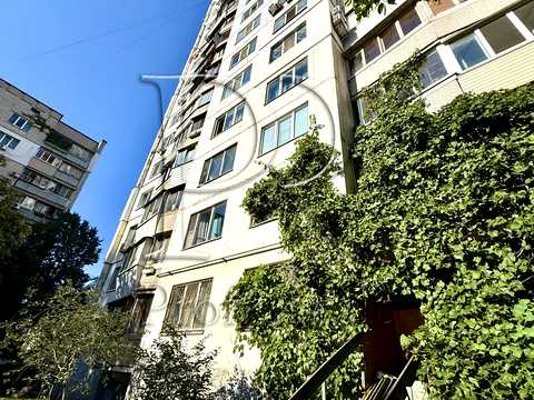 квартира за адресою Зодчих вул., 44