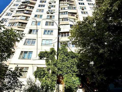 квартира за адресою Зодчих вул., 44