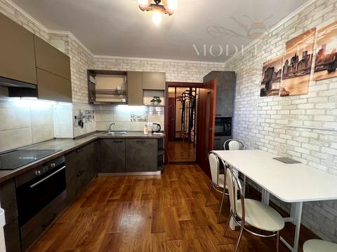 квартира за адресою Сергія Данченка вул., 3