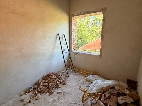 дом по адресу пгт. Брюховичи, тиниста, 15