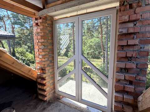 дом по адресу пгт. Брюховичи, тиниста, 15