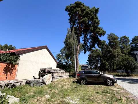 дом по адресу пгт. Брюховичи, тиниста, 15