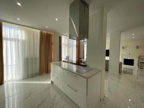 квартира за адресою Регенераторна вул., 4 к15