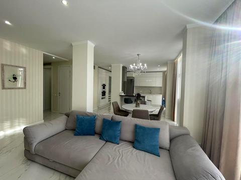квартира за адресою Регенераторна вул., 4 к15