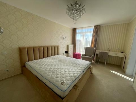 квартира за адресою Регенераторна вул., 4 к15