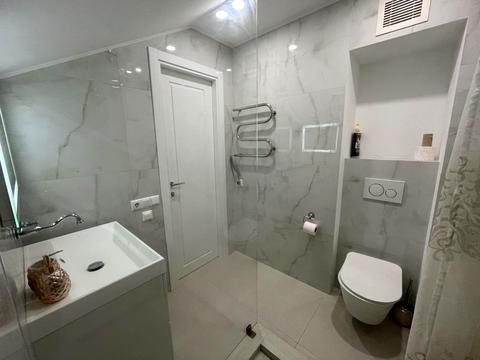 квартира за адресою Регенераторна вул., 4 к15