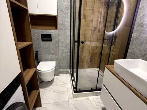 квартира за адресою Романа Левицького вул., (Будинок 4)