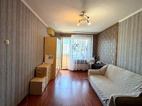 квартира за адресою Євгена Чикаленка вул., 81
