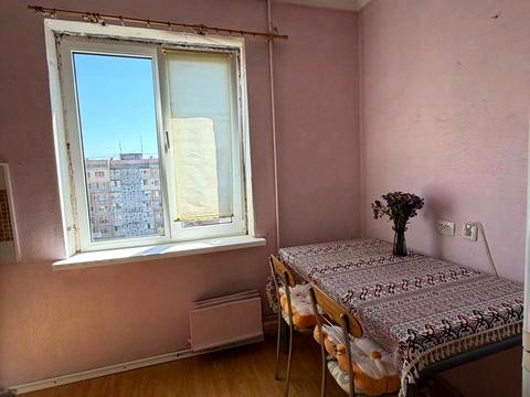 квартира за адресою Євгена Чикаленка вул., 81