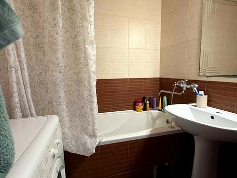 квартира за адресою Євгена Чикаленка вул., 81