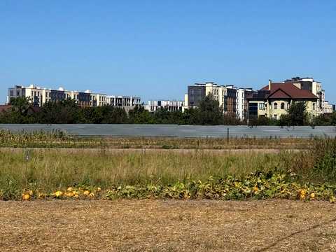 участок по адресу с. Погребы, Ярослава Мудрого ул. (Горького), 31