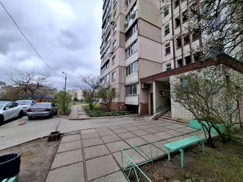 квартира за адресою Анни Ахматової вул., 39-Б