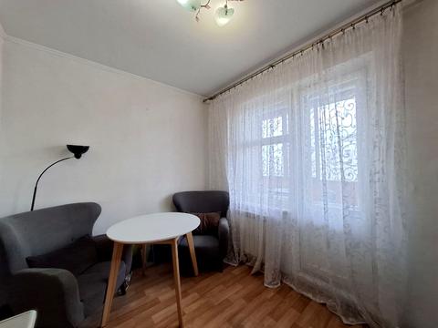 квартира за адресою Анни Ахматової вул., 39-Б