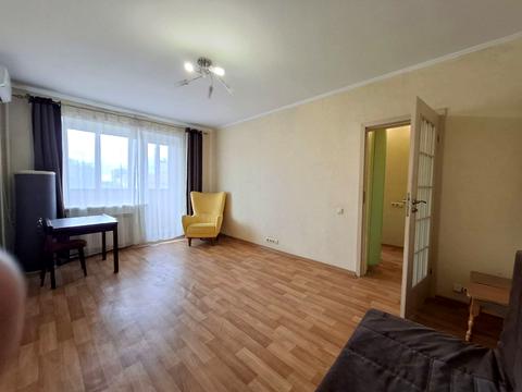 квартира за адресою Анни Ахматової вул., 39-Б