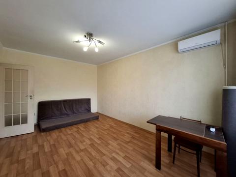 квартира за адресою Анни Ахматової вул., 39-Б