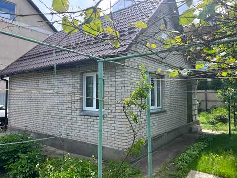 будинок за адресою с. Гореничі, Центральна вул.