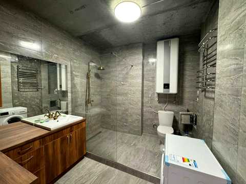 квартира за адресою Рея Бредбері вул., 2