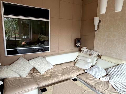 дом по адресу Владимира Ивасюка ул., 37