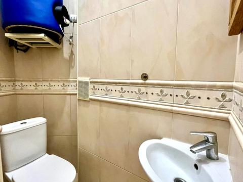квартира за адресою Івана Левинського вул., 4
