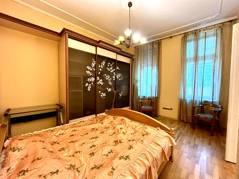 квартира за адресою Івана Левинського вул., 4