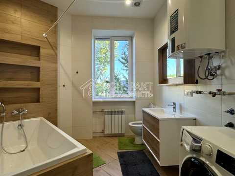 квартира за адресою Кримська вул., 8
