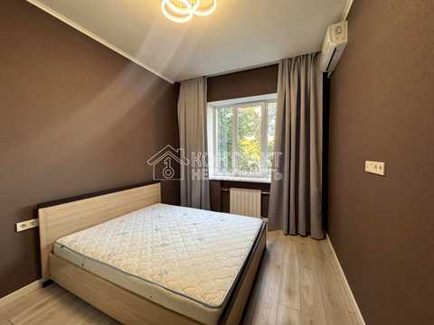 квартира за адресою Кримська вул., 8