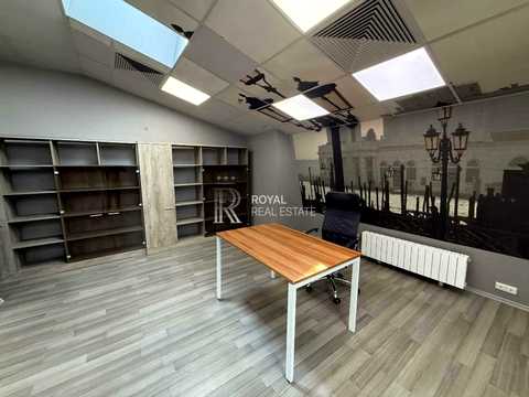 коммерческая по адресу Большая Васильковская ул. (Красноармейская), 1-3
