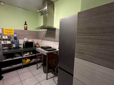 комерційна за адресою Стрийська вул., 107