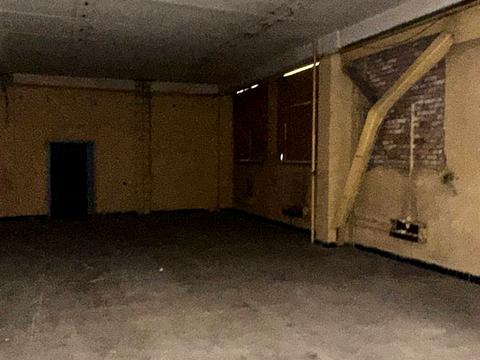 комерційна за адресою Миколи Василенка вул., 1