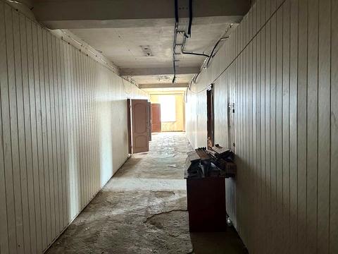 комерційна за адресою Миколи Василенка вул., 1
