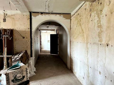 комерційна за адресою Миколи Василенка вул., 1