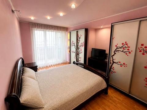 квартира за адресою Велика Бердичівська вул., 10