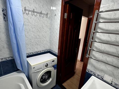 квартира по адресу Героев Днепра ул., 32-А