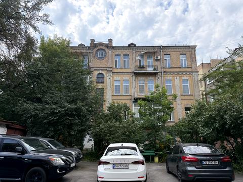 квартира за адресою Липська вул., 9-Б