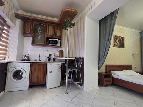квартира по адресу Веры Холодной пл., 1