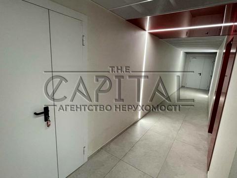 комерційна за адресою Голосіївський просп. (40-річчя Жовтня), 1