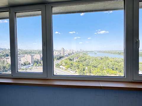 квартира за адресою Героїв просп., 1-Б